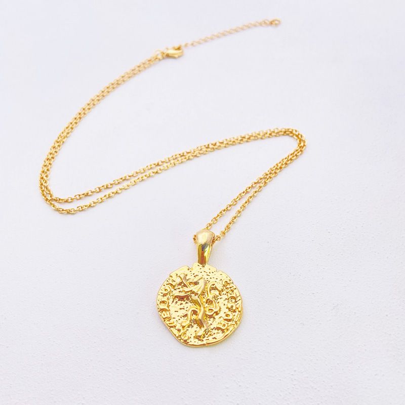 Collana con ciondolo a forma di leone rotondo, design di nicchia per gioielli da donna, placcata in oro, stile freddo, temperamento, catena per clavicola_voghion.com