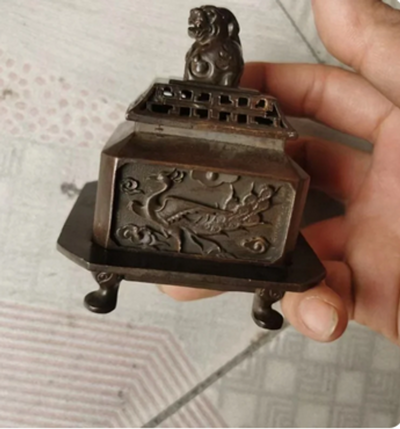 Queimador de incenso de cobre puro antigo Queimador de incenso de quatro deuses Besta Queimador de incenso de três corpos Conjunto de três peças à moda antiga com Li_voghion.com