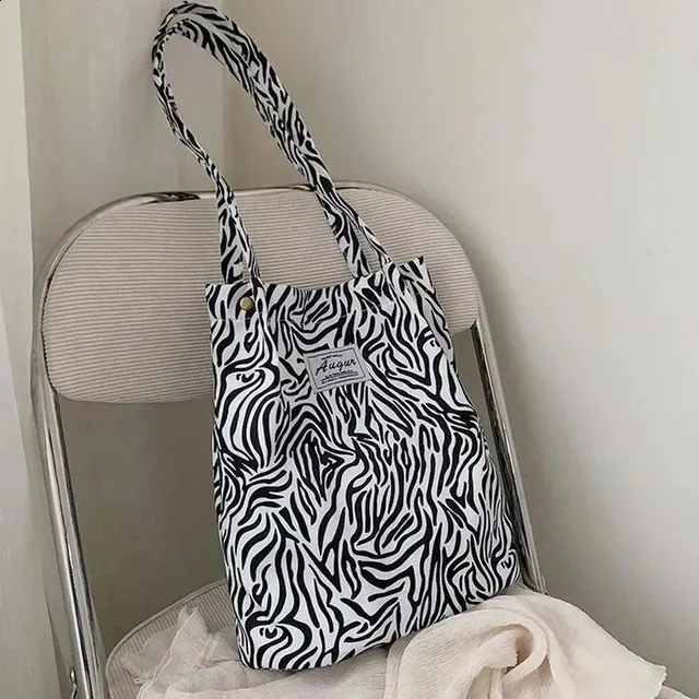Borsa a tracolla in tela alla moda con stampa leopardata, grande capacità, stile coreano chic, casual, da donna_voghion.com