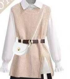 Modny zestaw damski: kamizelka dzianinowa w stylu koreańskim, koszula i spódnica – swobodny strój dla kobiet (beżowa kamizelka, biała koszula, czarna spódnica)_voghion.com