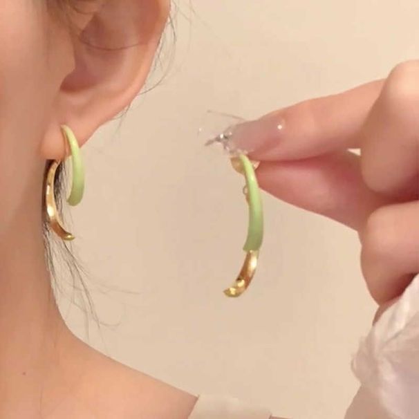 Spring Breeze Swinging Willow Fresh Natural Swaying Mosquito Coil Ohrclips Nicht durchbohrte Ohrringe für Frauen_voghion.com