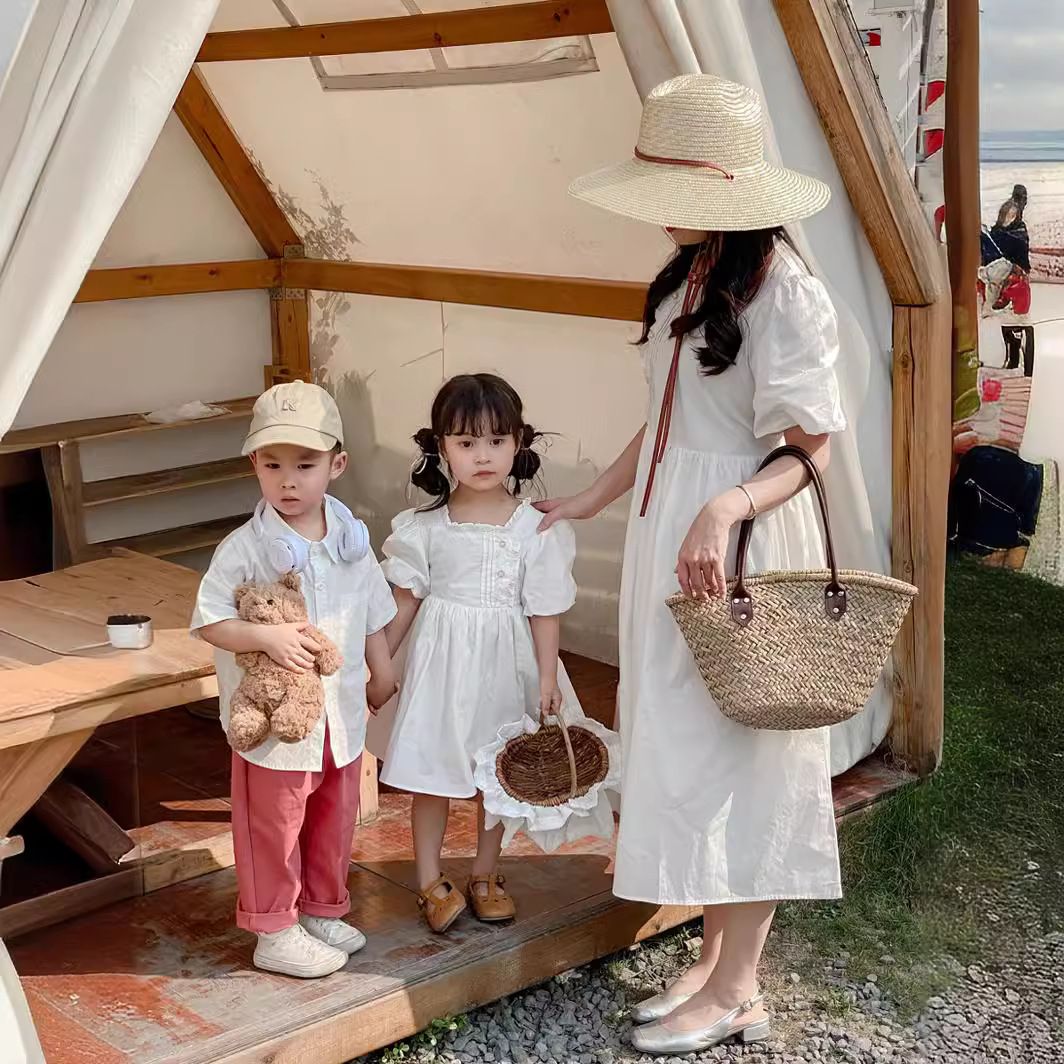 Mātei un bērniem Vecāku un bērnu vasaras īsroku kleita ar tīras kokvilnas kreklu, trīs vai četru cilvēku ģimenei, mātes un bērna ģimenes tērps_voghion.com