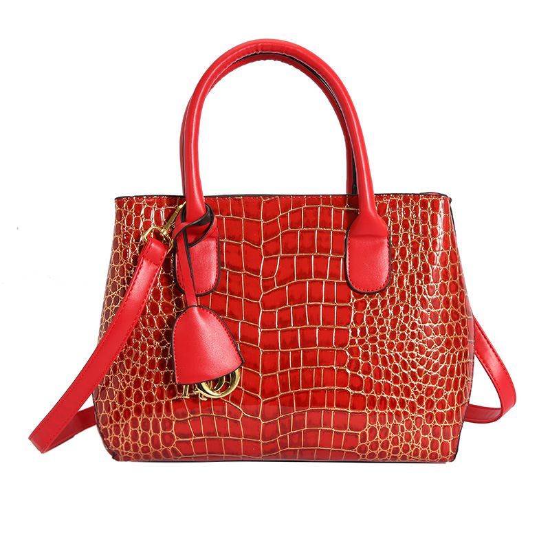 Trendy New Fashion Temperament Versatile Portable Shoulder Commuting Bright Leather Crossbody Bag For Women_voghion.com