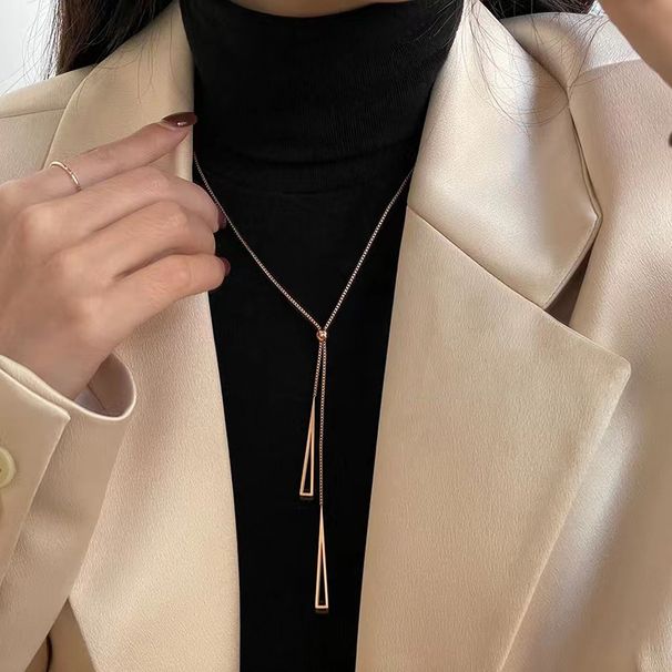Collana dal design minimalista per donna, collana lunga di alta qualità, gioielli all'ingrosso con catena a doppio strato in stile di nicchia_voghion.com