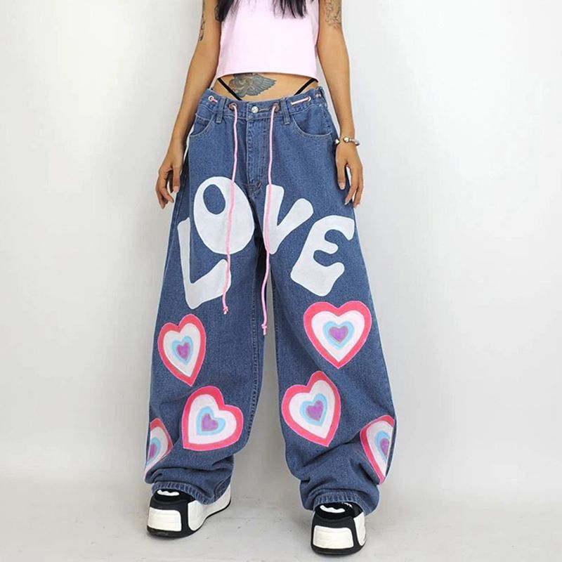 girl contrast color love graffiti print loose jeans mopping wide leg pants_voghion.com