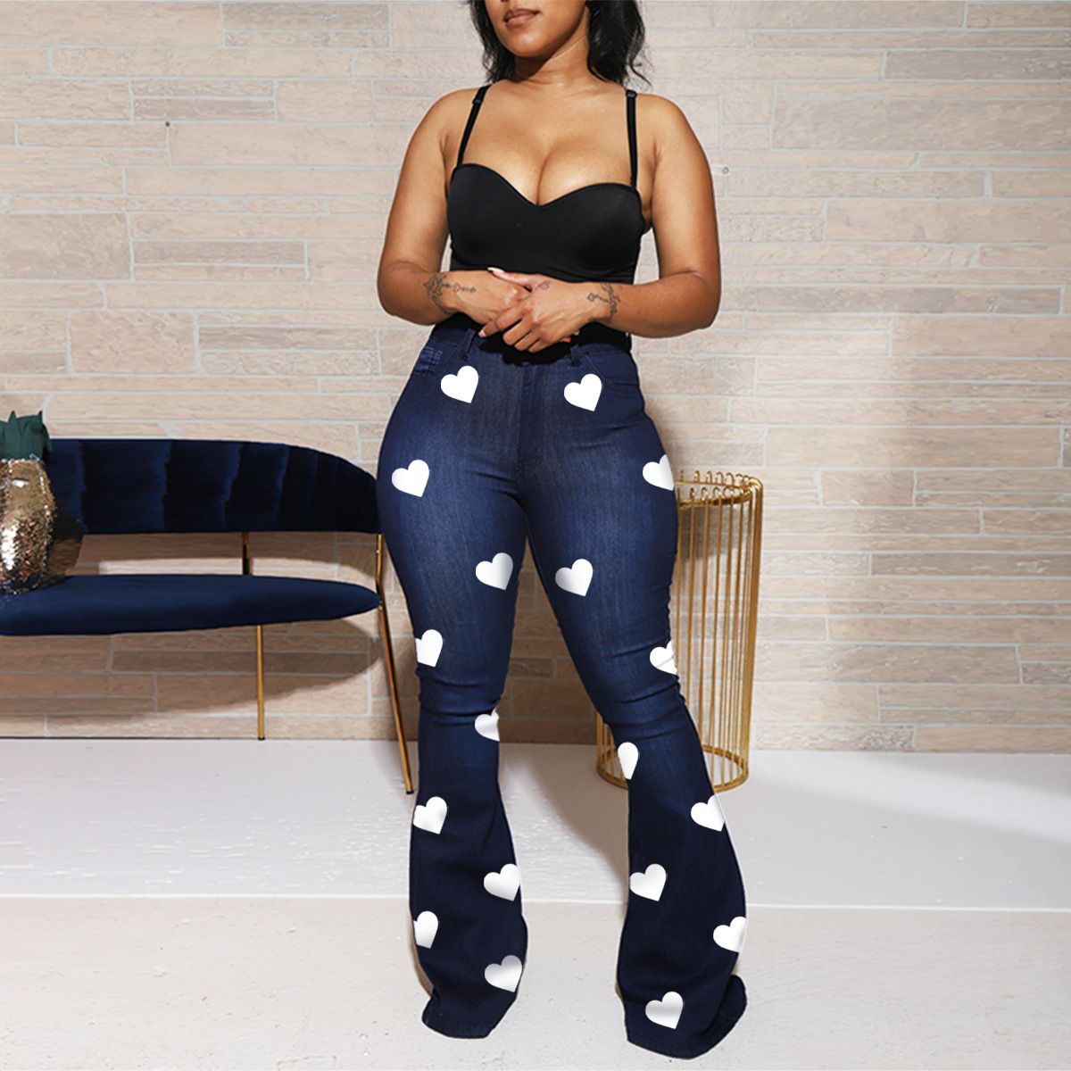 Ženska oblačila, denim hlače z visokim pasom in potiskom ljubezni Ženske kratke hlače_voghion.com