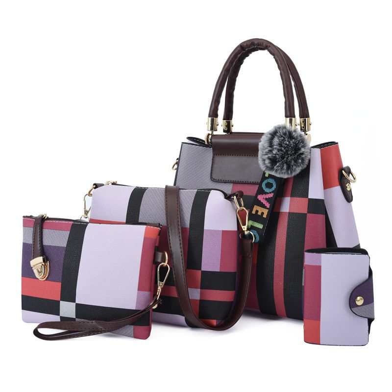 2021 Autumn/Winter New Large Capacity Fashion Grid Atmosphere Diagonal Cross Temperament Middle aged Women's Bag_voghion.com