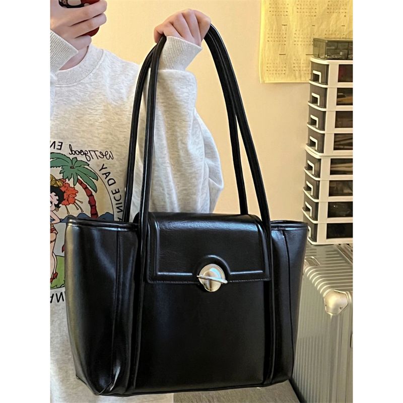 Crowd Academy Style Fashionable Commuter Feeling Handheld Extra Large Capacity 2024 Nuova borsa a tracolla singola_voghion.com