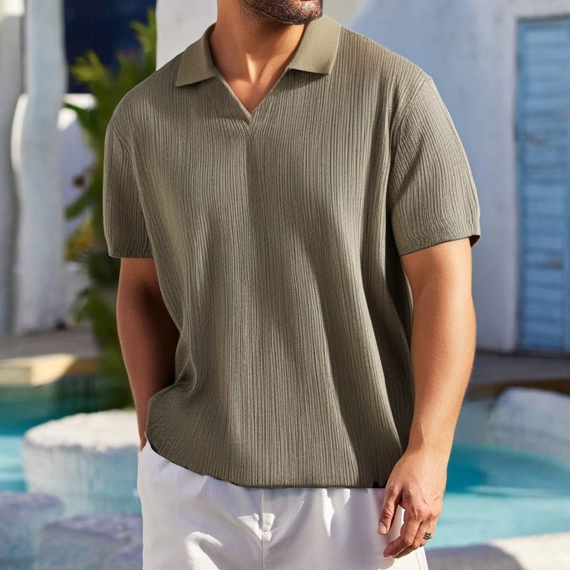 Polo estiva da uomo in maglia, con risvolto, scollo a V, righe verticali, maniche corte_voghion.com