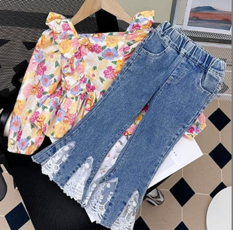 Mädchen Herbst Anzug 2024 Neue kinder Spitze Denim Flare Hosen + Baby Cartoon Bär Floral Top_voghion.com
