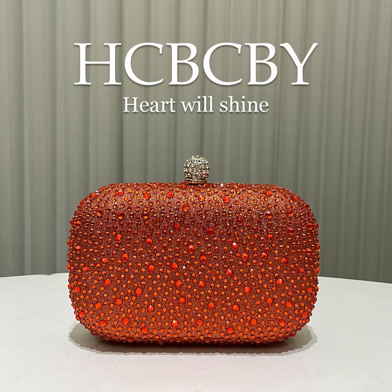 Kleine, mit glänzenden Strasssteinen verzierte Handtasche in Kastenform für den Abend, modische und elegante Clutch für Damen_voghion.com