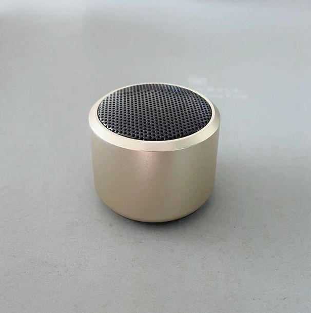 Cross-Border New M4 Card Slot Bluetooth Wireless Mini Portable Couplet High Volume Small Cannon Call Speaker_voghion.com