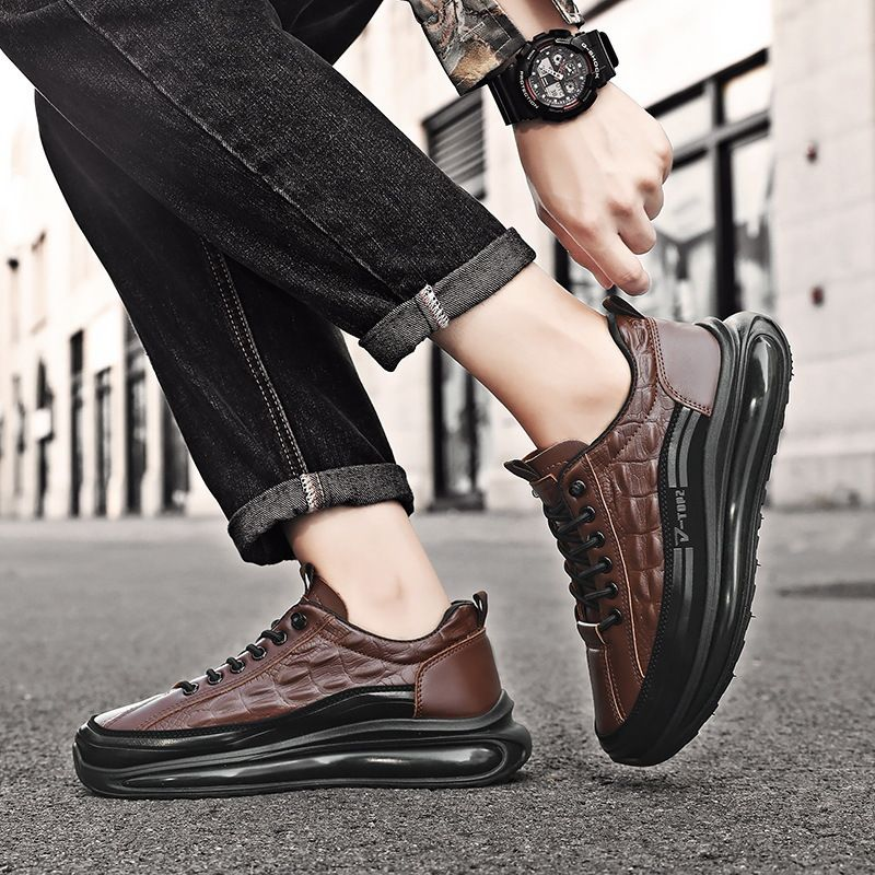 Retro crocodile print men's 2023 new heavy-soled casual shoes_voghion.com