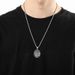 Ciondolo da uomo in acciaio inossidabile in stile punk - Medaglione con ritratto di Maria in stile gotico per collana, design geometrico unico, acciaio al titanio resistente_voghion.com