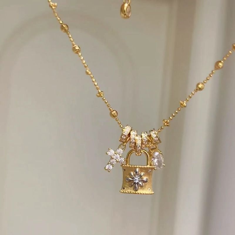 Brushed Craft Running Ring Cross Lock Bag Necklace Light Luxury High-end Clavicle Niche New Sweater Chain_voghion.com
