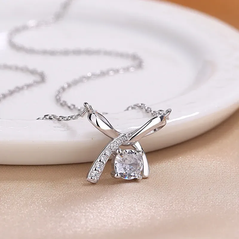 Collana con fiocco, tendenza moda donna, temperamento, catena clavicola intarsiata con diamanti, serie Sen, dolce rete rossa 123 donne_voghion.com