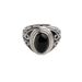 Anello in argento puro e onice nero con totem in resina epossidica intarsiato in pietra per uomo, dito aperto_voghion.com