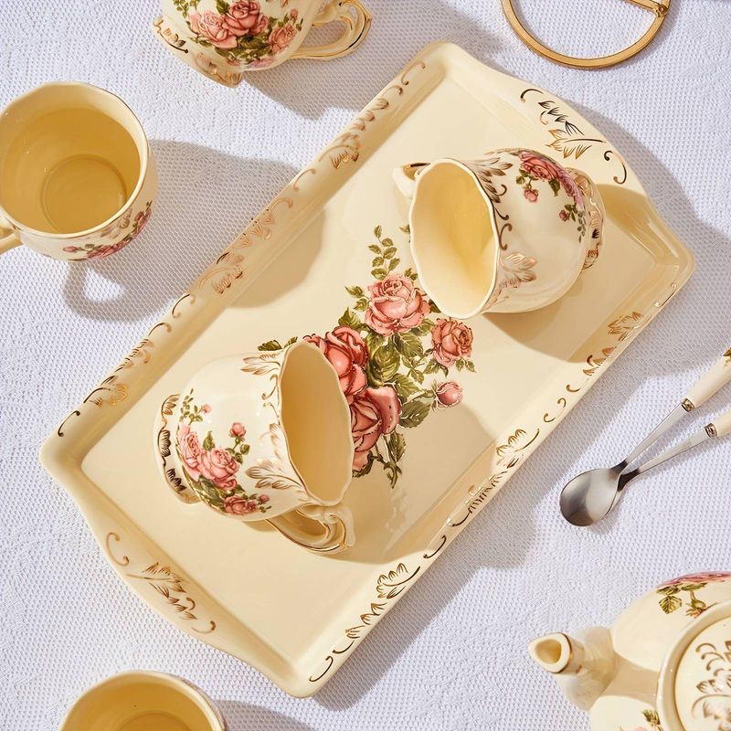 Bloemenkeramiek theeservies - Europese vintage stijl met rozenpatroon, lichtgele theepot en kopjes met lepel, perfect voor afternoon tea_voghion.com