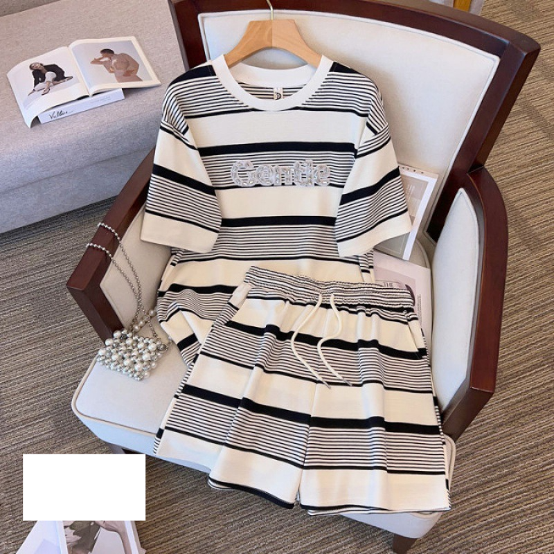 Damen Sommer Kurzarm + Shorts Zweiteiliger Anzug Damen Casual Sportanzug Sommerkleidung Ein komplettes Set modischer Damenbekleidung_voghion.com