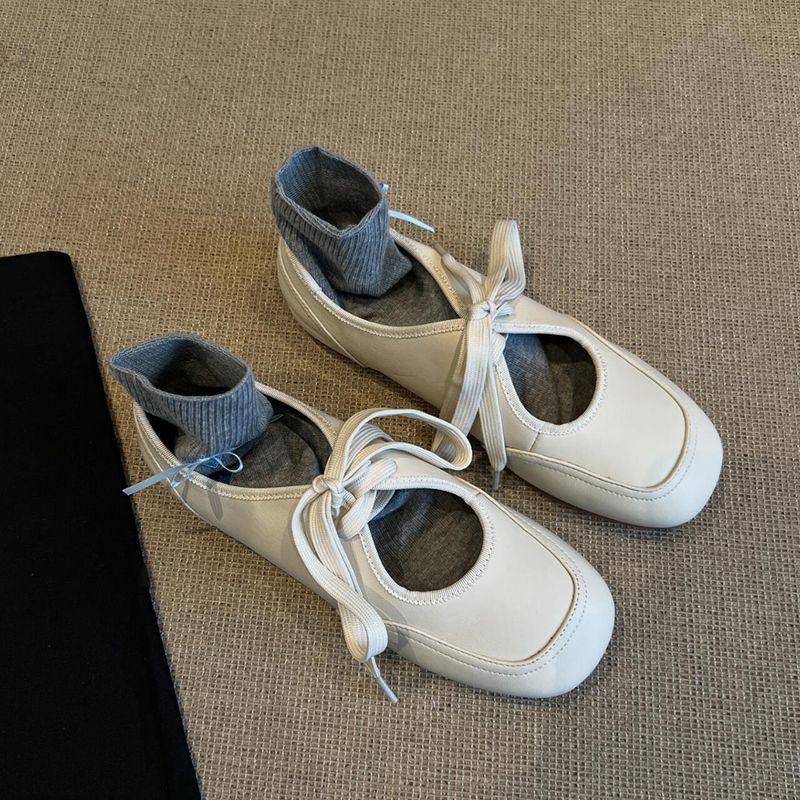 Versione Lancui ~ Versatile bianco per donna, scarpe singole in vera pelle con lacci cavi, comode e piatte con punta quadrata_voghion.com
