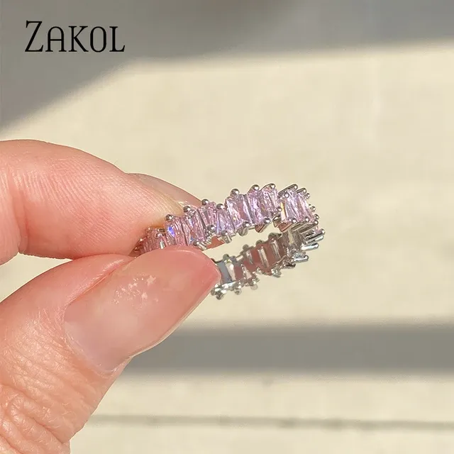 2025 Nouveautés ZAKOL Mode Rose Baguette Zircone Cubique Bagues de Fiançailles pour Femmes Marquise Cristal Pierre Fête De Mariage Bijoux Cadeau_voghion.com