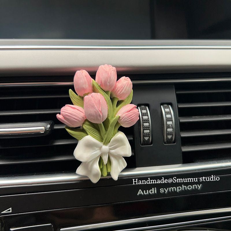 Rosa Broderad Ball Float Bär Aromaterapistenar Flickor, Inredningstillbehör För Bilar, Luftventiler, Instagram_voghion.com