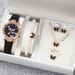 Damenuhren Zeit Einfache Retro Ledergürtel Schmetterlingsgesicht Diamant Quarzuhr + Perlen Schmetterling Anhänger Schmuckset_voghion.com