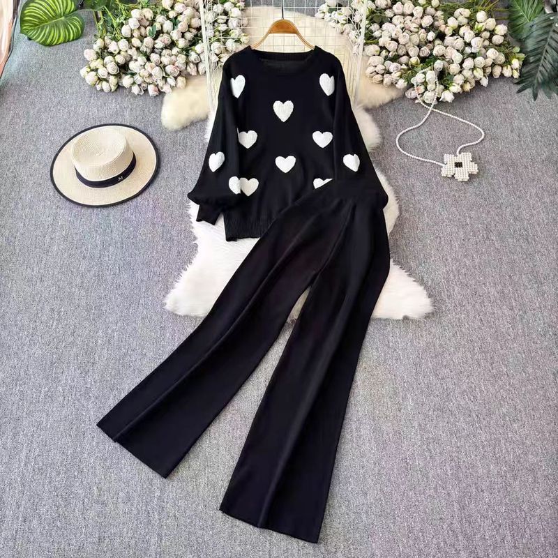 Damenbekleidung Modischer Anzug für Damen, Langarm-Design, Herz-Strickpullover, zweiteiliger Anzug, lässig, hohe Taille, schmale Hose mit weitem Bein_voghion.com
