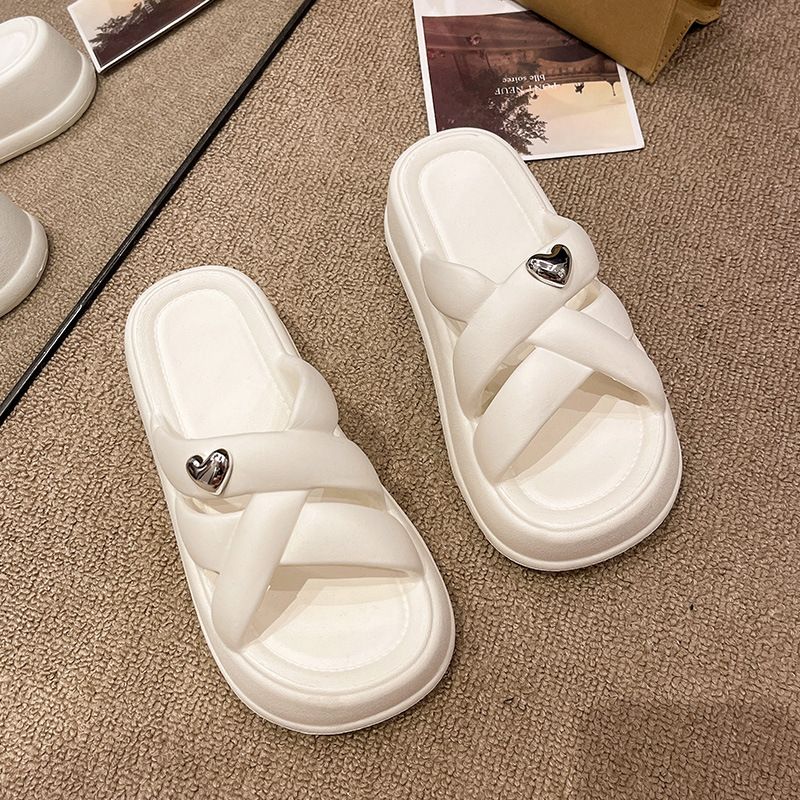 Wearing thick soled sandals women's summer fashion, new anti slip soft soles for home use, internet celebrity, indoor_voghion.com