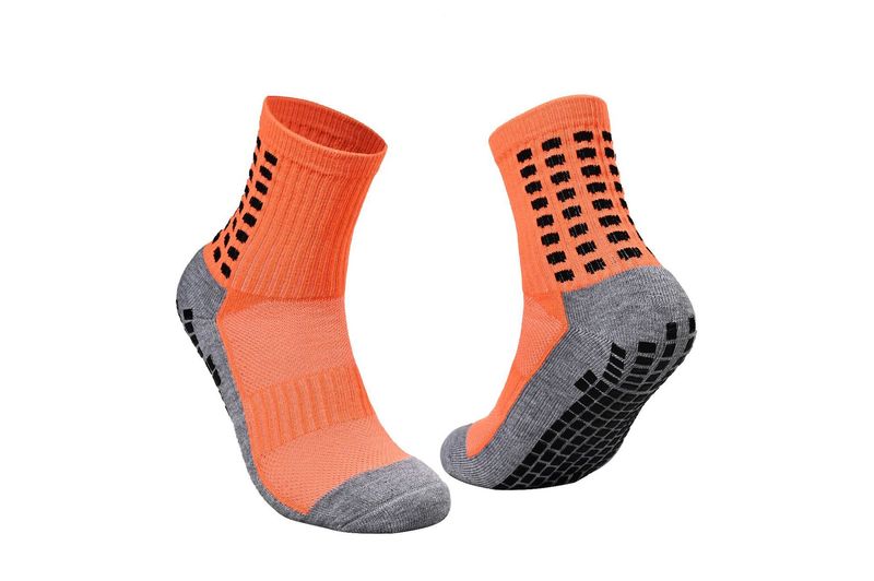 mid tube dotted football socks thick towel bottom sports socks men's professional non slip breathable sports socks_voghion.com