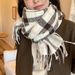 Scarf för kvinnor 2024 höst och vinter ny koreansk version rutig scarf mångsidig mellan till lång stil, bärs som en_voghion.com