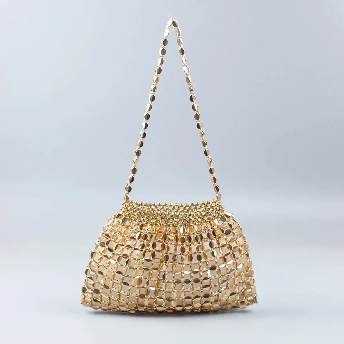 Handmade Sier Gold Flat Bead Woven Large-sized Dumpgs Fashionable And Trendy One Shoulder Portable Beaded Bag 240822_voghion.com