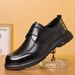 Casual men's leather soft soled dad shoes_voghion.com