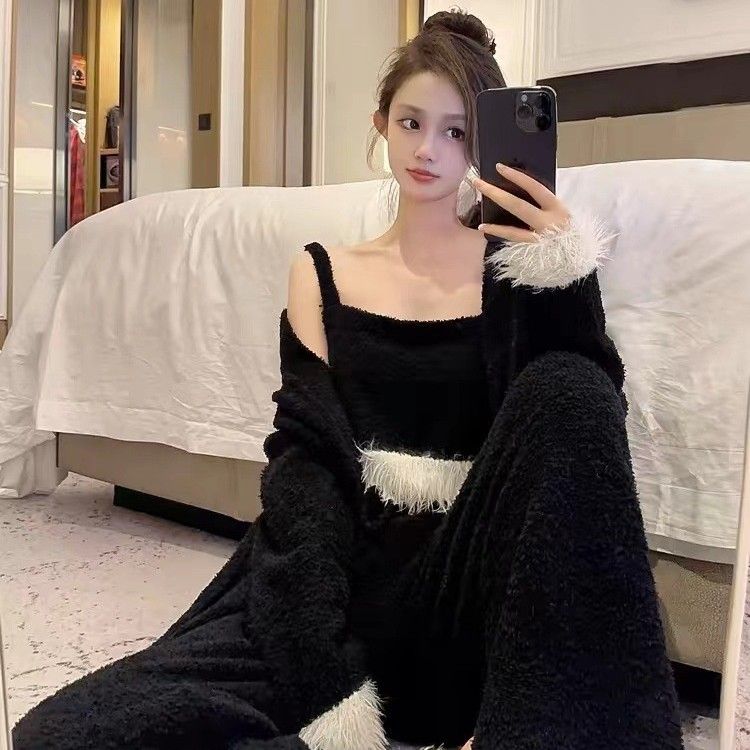 Soft 2025 new half velvet home clothes pajamas women can wear suspenders nightgown three piece suit_voghion.com
