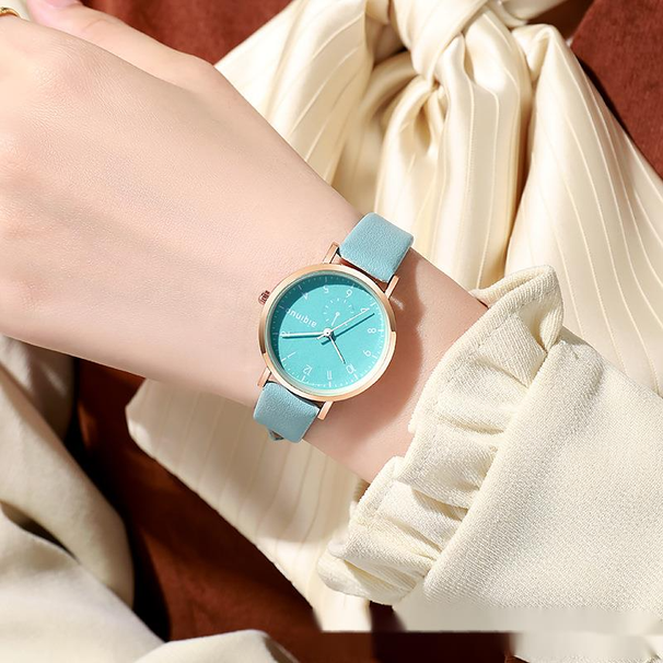 Letteratura e arte femminile temperamento semplice scuola media retrò spettacolo stile bianco e profumato_voghion.com