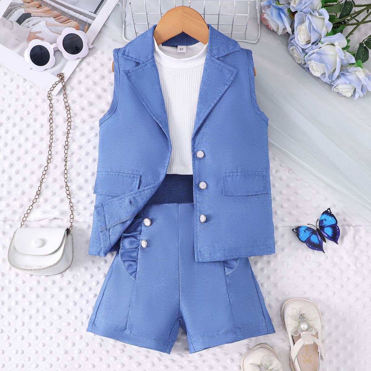 2024 summer new small and medium-sized children's pit stripe vest+collar sleeveless jacket+shorts girl suit set_voghion.com
