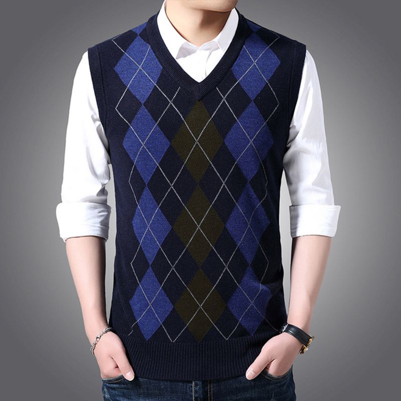 New Fashion Brand Sleeveless Sweater Mens Pullover Vest V Neck Slim Fit Jumpers Knitting Patterns Autumn Casual Clothing Men_voghion.com