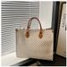 fashion simple large capacity retro printed handbag trendy hand held commuting ladies tote bag_voghion.com