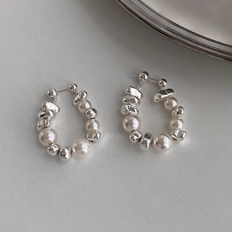 Needle Fragment Silver Pearl White Design Sense Irregular Earrings For Women Simple Versatile Ear Jewelry_voghion.com