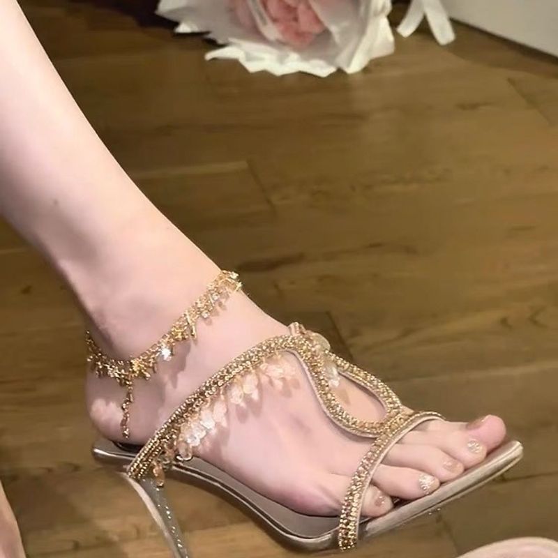 2025 Neuer offener Strass-Anhänger, neue Ein-Wort-Slipper aus Satin, sexy Oberbekleidung für Damen, Stiletto-High-Heels-Sandalen_voghion.com