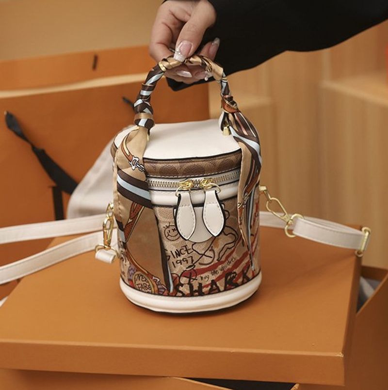 Luggage & Bags modna torbica za čez ramo, torbica z medvedkimi grafiti za ženske, modna torbica, niche tekstura_voghion.com
