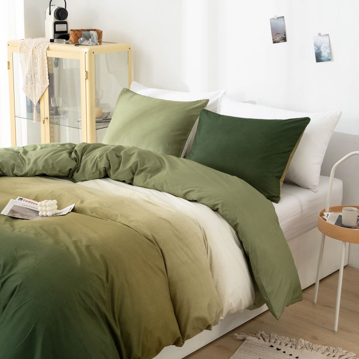 Home Garden Brushed Print Gradient Green Blue Gray Quilt Three Piece Set_voghion.com