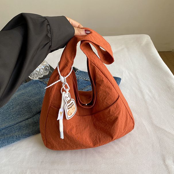 2024 Summer New Crossbody Kvinnor Stor kapacitet Lazy Style Art Enkel duk för högskolestudenter Klassväska_voghion.com