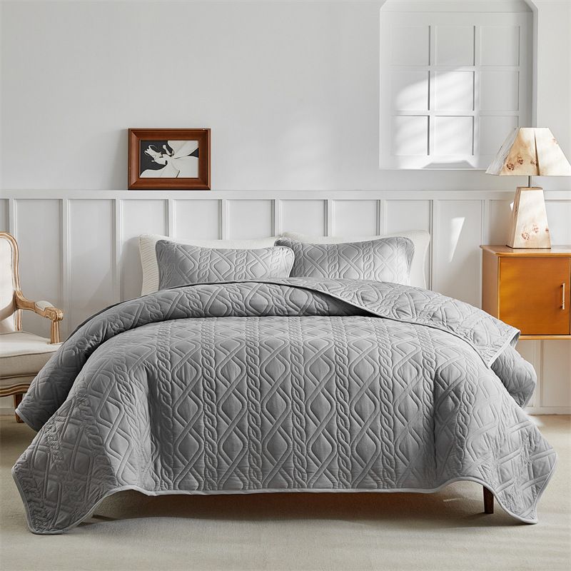 Solid Color Diamond Quilted Bedspread Set (3-Piece Lightweight Summer Coverlet - Breathable Cotton, All-Season Luxury Bedding)​_voghion.com