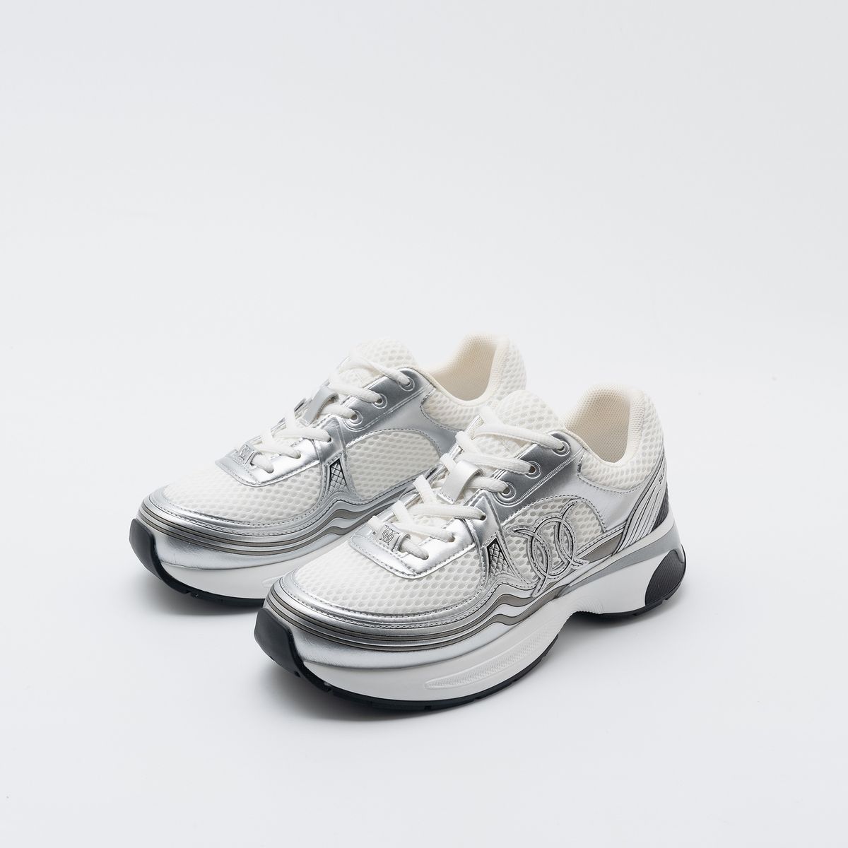 2025 Women's New Color Block Mesh Breathable Dad Shoes, Height-Increasing Casual Sports Shoes._voghion.com