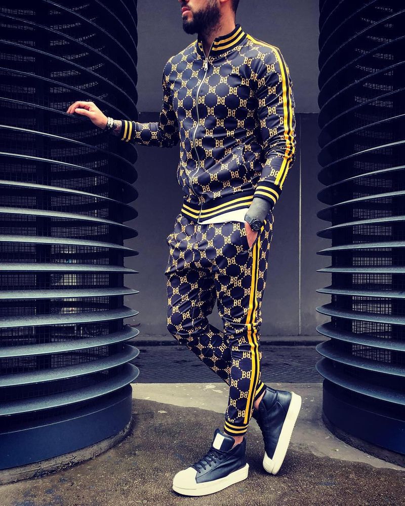 2022 Neues trendiges 3D-gedrucktes Sport-Fitness-Hoodie-Abnehmen-Reißverschluss-Strickjacke-Casual-Set_voghion.com
