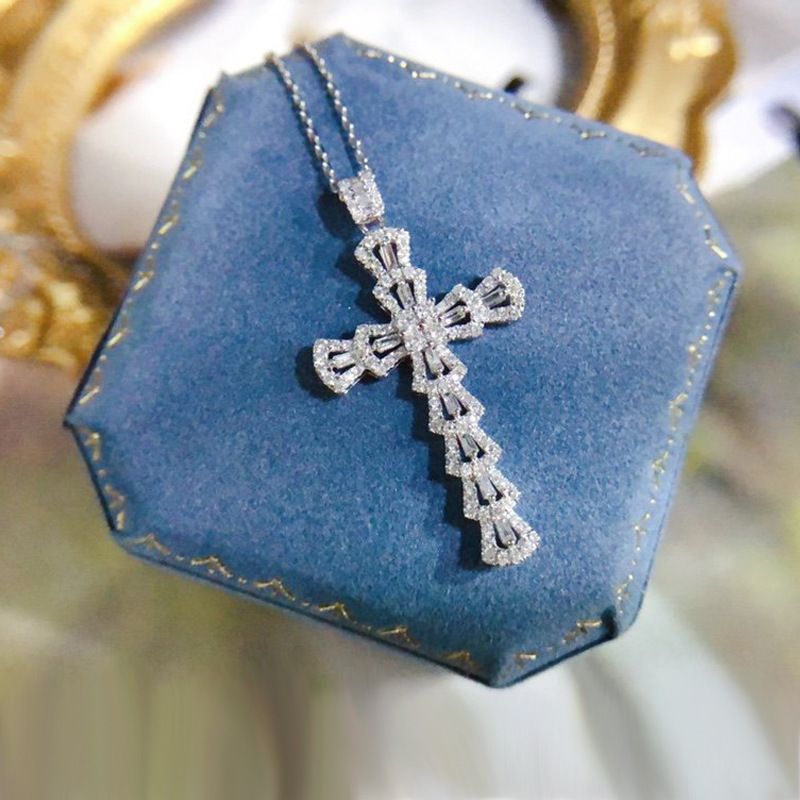 Hip Hop Style Mosang Ladder Cubic Zirconia Pendant Full Of Diamonds, Cross Necklace, Collarbone Chain, Female_voghion.com