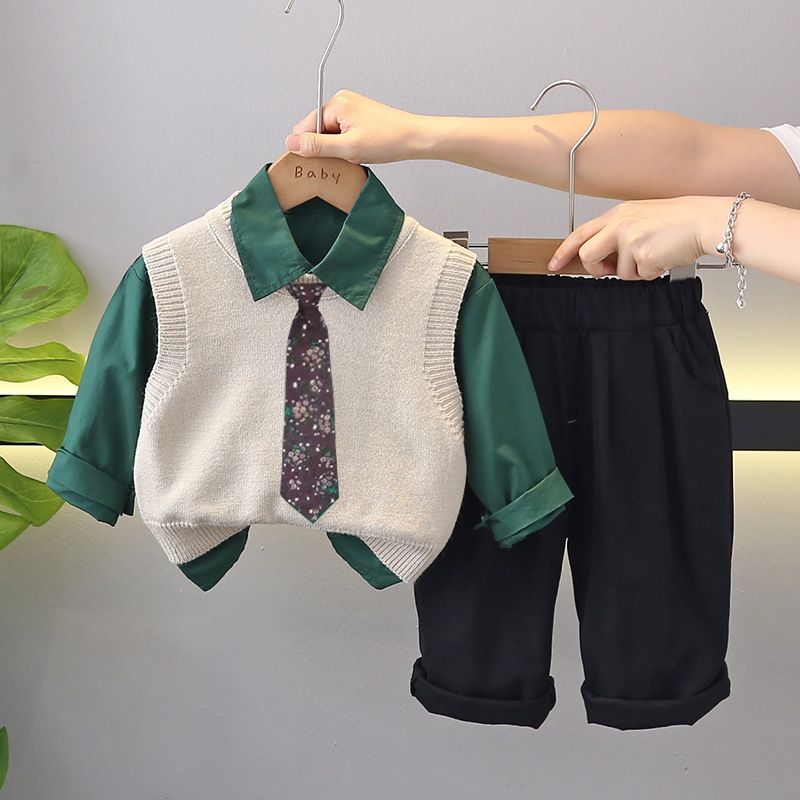 Boys' outfit 2024 new spring and autumn sweater vest three piece set 1-5 years old baby stylish children's clothing 3_voghion.com