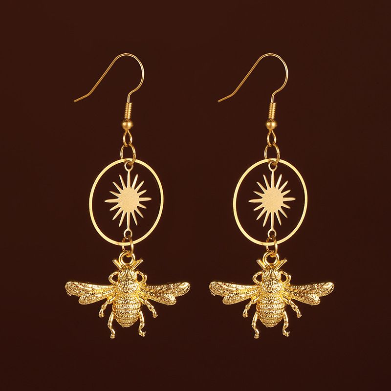 Orecchini vintage con ciondolo ape e sole dorati_voghion.com