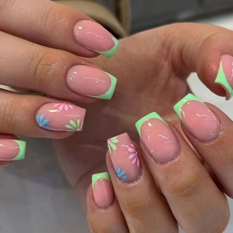 Short French bright face wearing nail art multicolor flowers fresh simple European and American fashion nail piece foreign trade ins24 piece_voghion.com